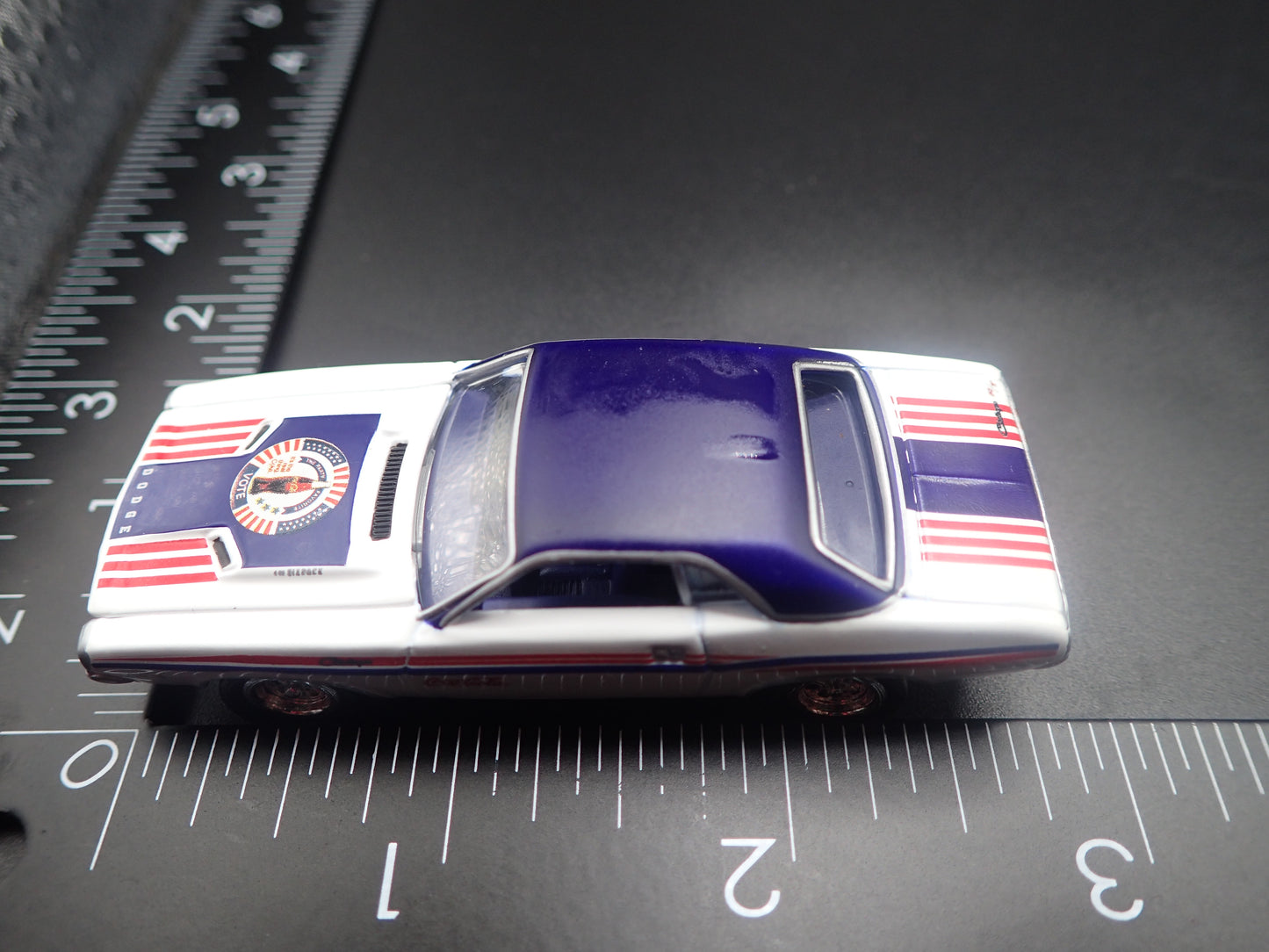 1970 70 DODGE CHALLENGER COCA COLA 1:64 SCALE COLLECTIBLE DIECAST MODEL CAR