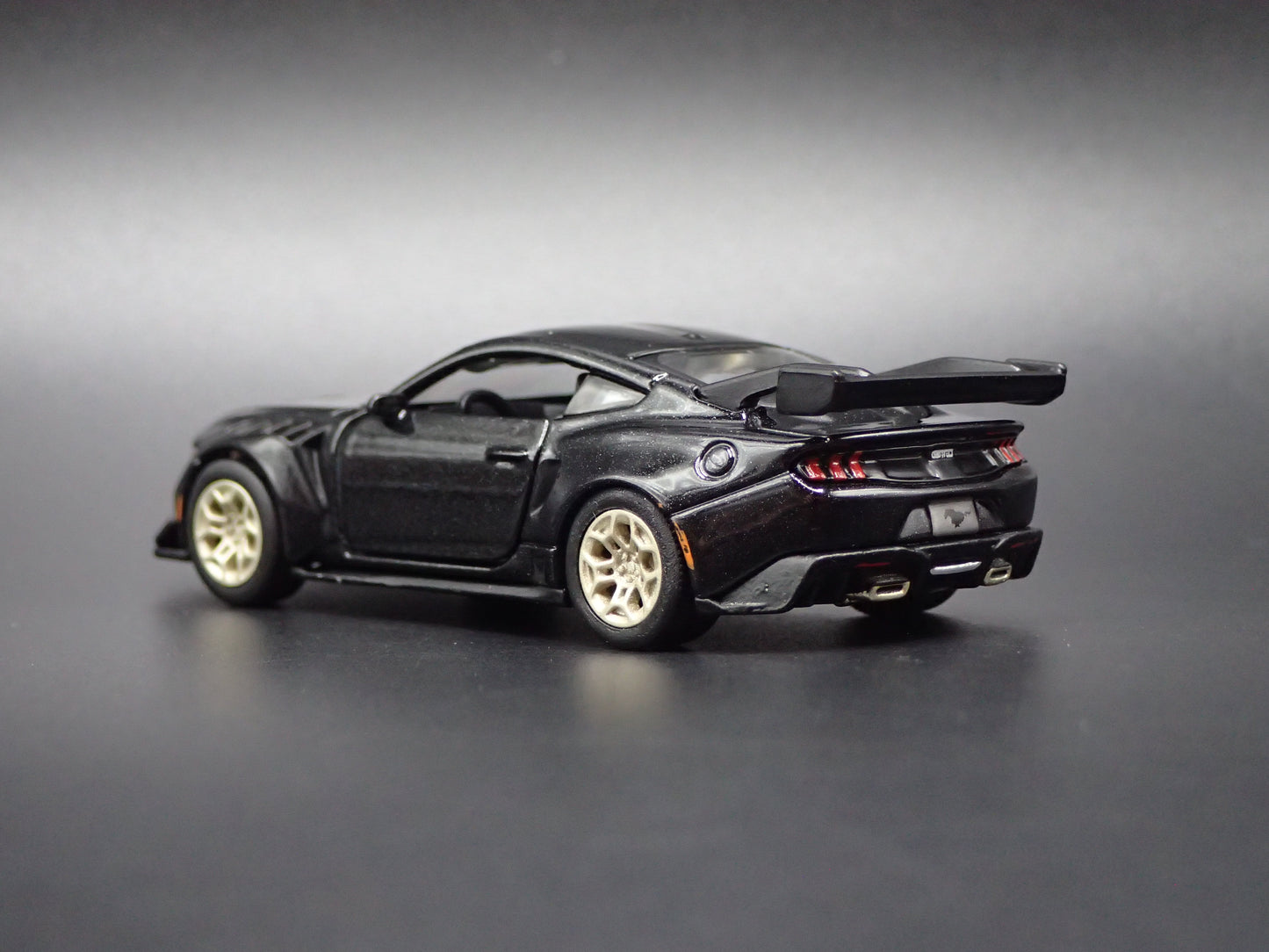 2025-2028 FORD MUSTANG GTD BLACK 1:64 SCALE COLLECTIBLE DIECAST MODEL CAR