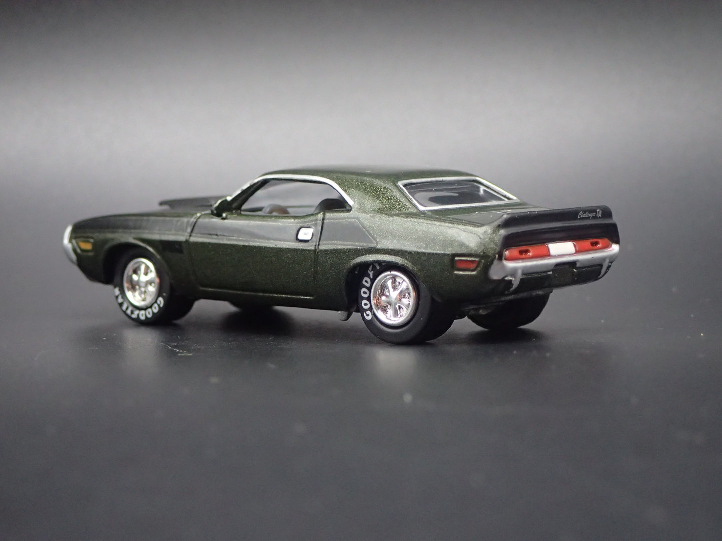 1970 70 DODGE CHALLENGER TA GREEN 1:64 SCALE COLLECTIBLE DIECAST MODEL CAR