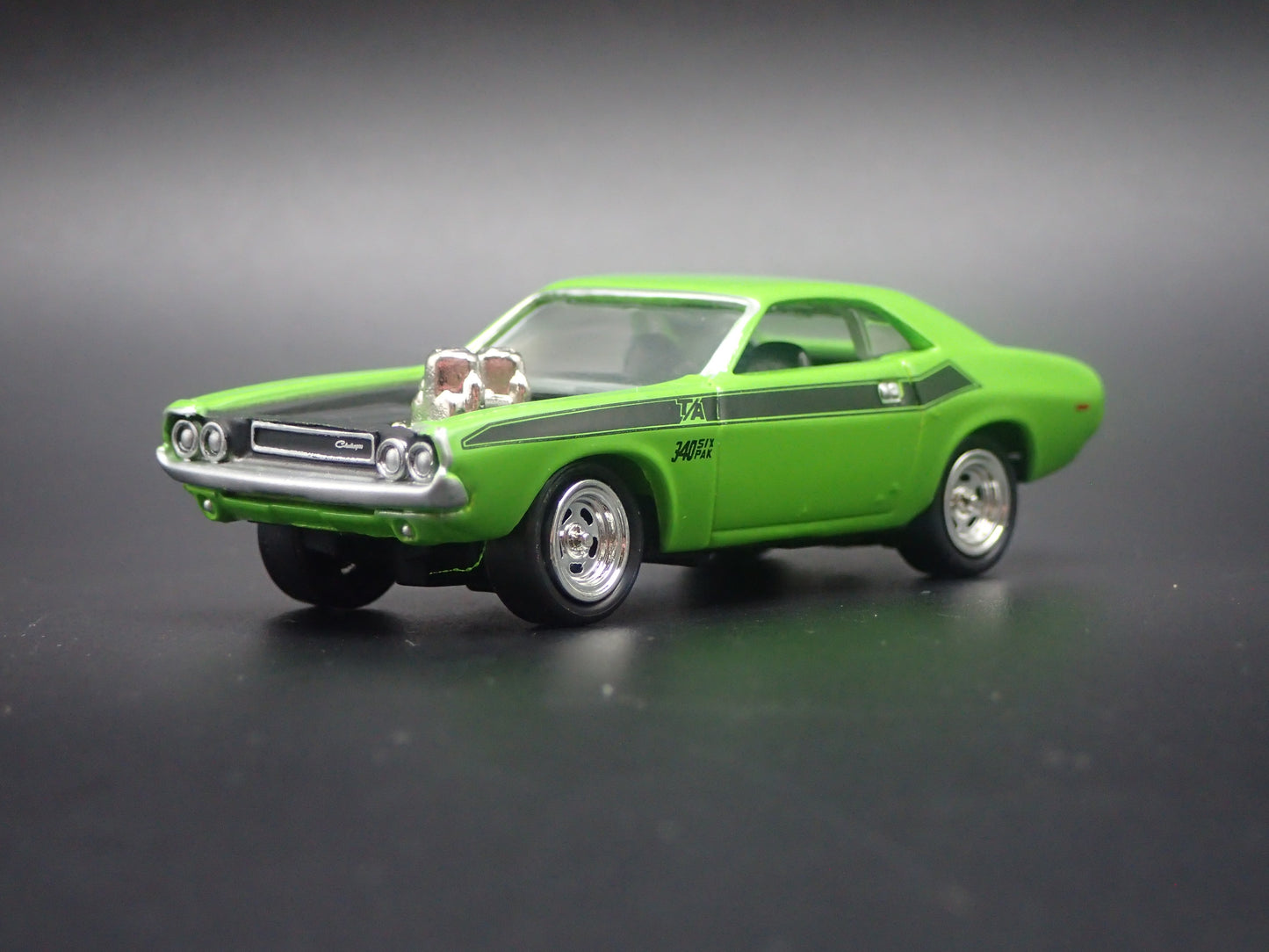 1970 70 DODGE CHALLENGER TA GREEN 1:64 SCALE COLLECTIBLE DIECAST MODEL CAR