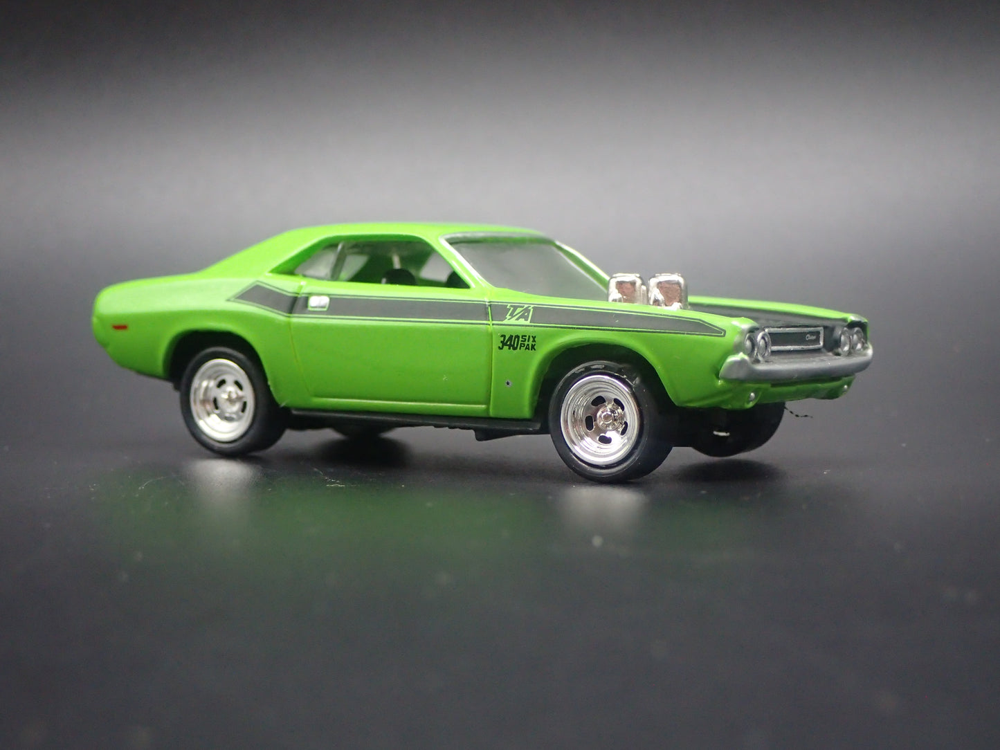 1970 70 DODGE CHALLENGER TA GREEN 1:64 SCALE COLLECTIBLE DIECAST MODEL CAR