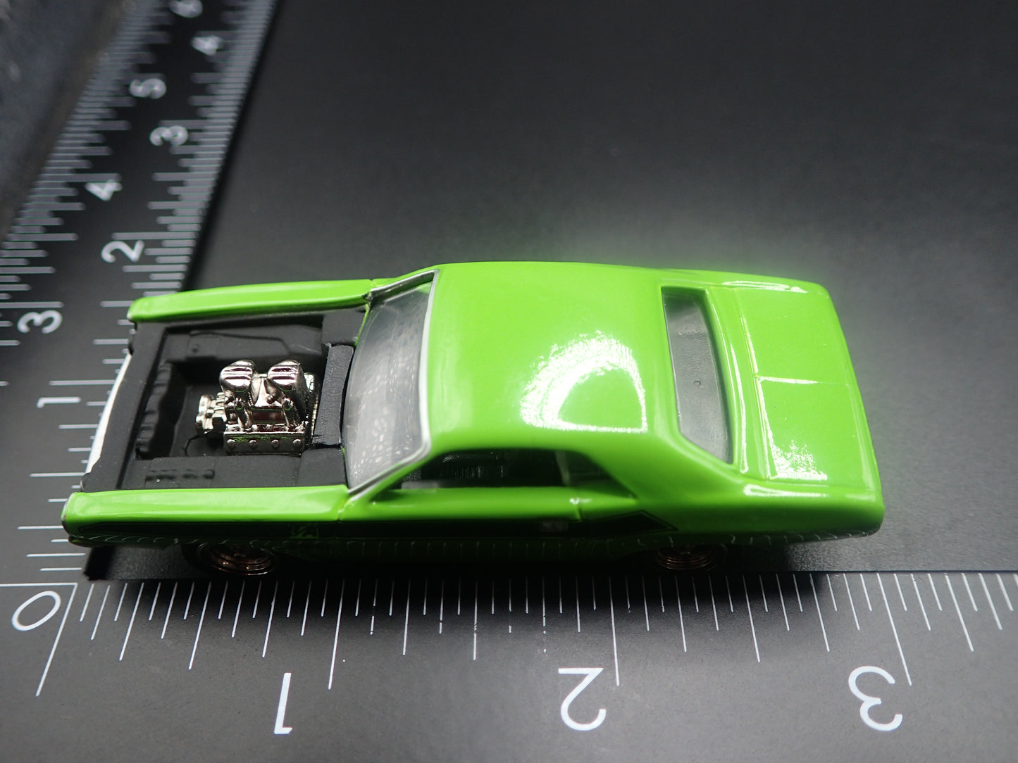 1970 70 DODGE CHALLENGER TA GREEN 1:64 SCALE COLLECTIBLE DIECAST MODEL CAR