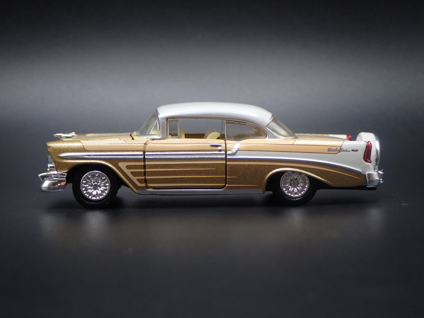 1956 56 CHEVY CHEVROLET BEL AIR LOWRIDER 1:64 SCALE DIORAMA DIECAST MODEL CAR