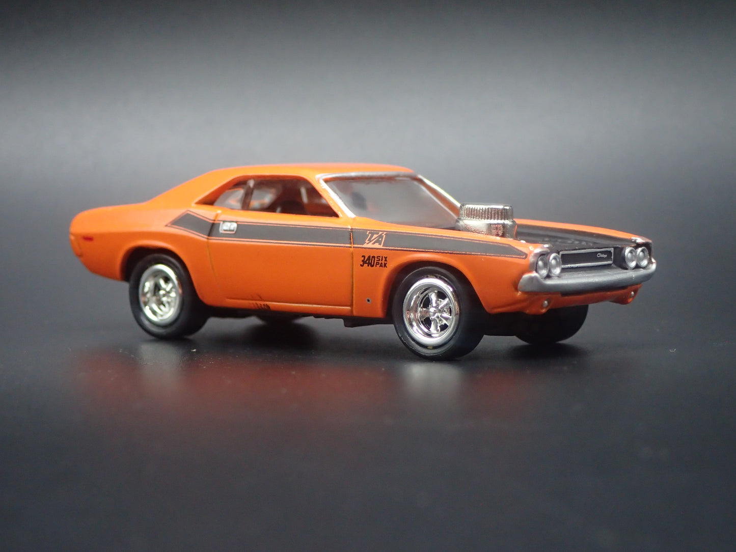 1970 70 DODGE CHALLENGER TA ORANGE 1:64 SCALE COLLECTIBLE DIECAST MODEL CAR