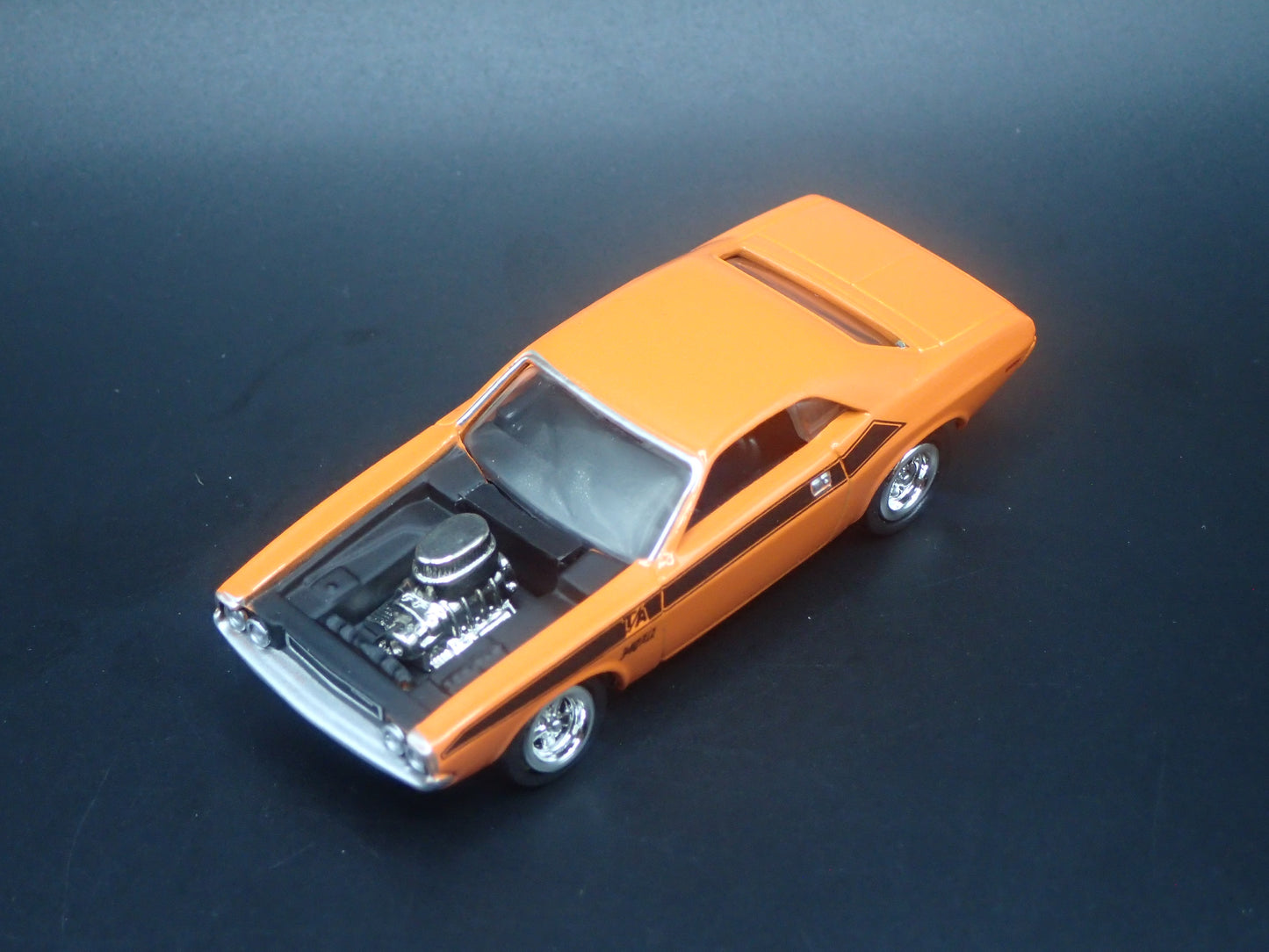 1970 70 DODGE CHALLENGER TA ORANGE 1:64 SCALE COLLECTIBLE DIECAST MODEL CAR