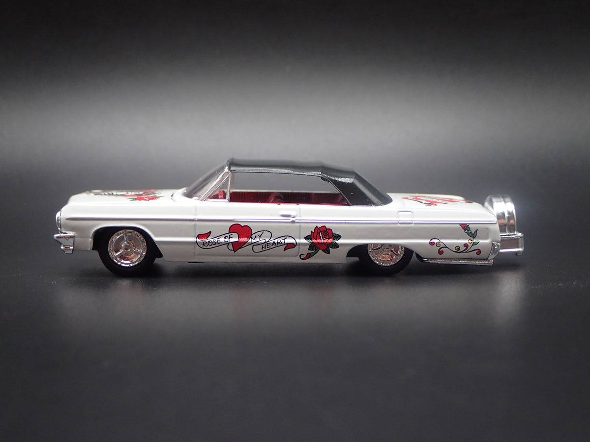 1964 64 CHEVY CHEVROLET IMPALA CONVERTIBLE WHITE 1:64 SCALE DIORAMA DIECAST CAR