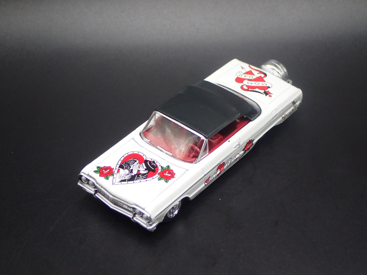 1964 64 CHEVY CHEVROLET IMPALA CONVERTIBLE WHITE 1:64 SCALE DIORAMA DIECAST CAR