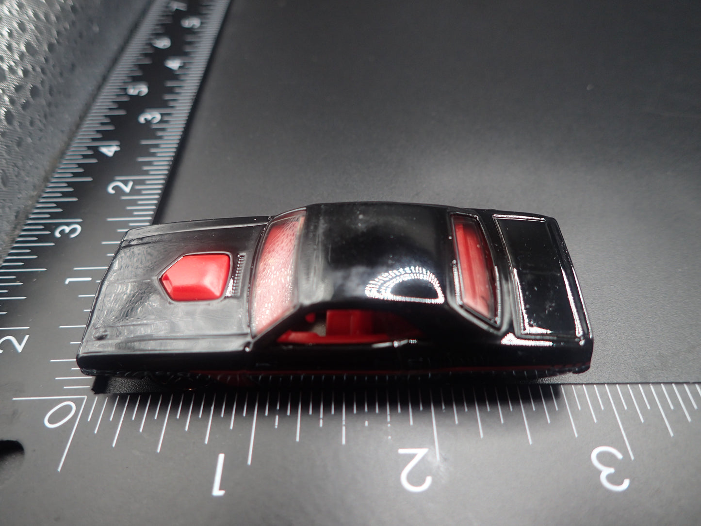 1970 70 DODGE CHALLENGER HEMI BLACK 1:64 SCALE COLLECTIBLE DIECAST MODEL CAR