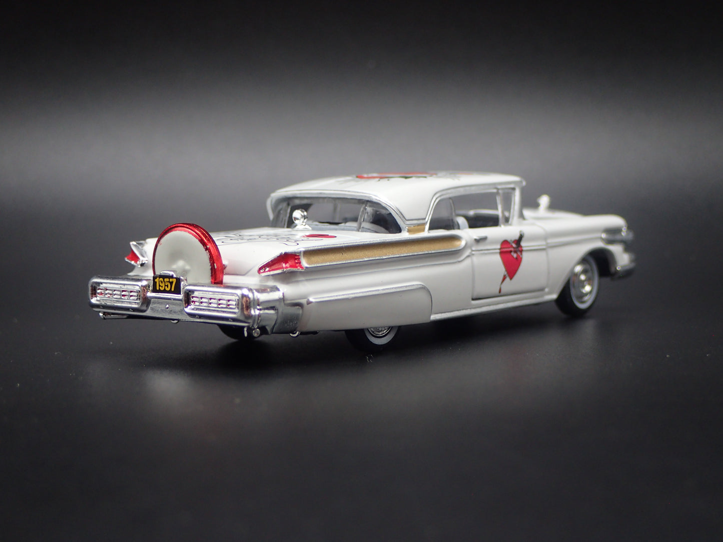 1957 57 MERC MERCURY TURNPIKE CRUISER 1/64 SCALE COLLECTIBLE DIECAST MODEL CAR