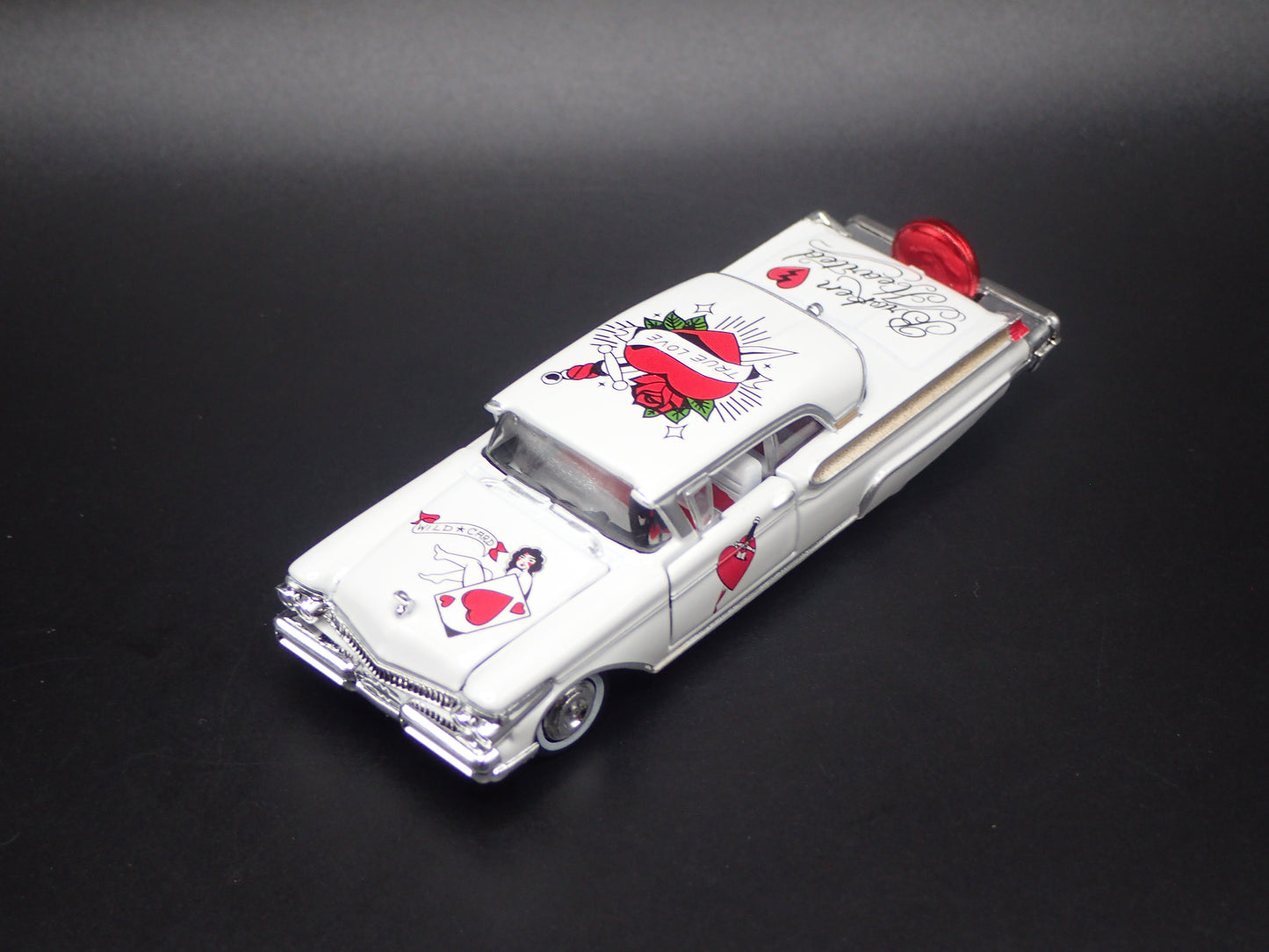 1957 57 MERC MERCURY TURNPIKE CRUISER 1/64 SCALE COLLECTIBLE DIECAST MODEL CAR