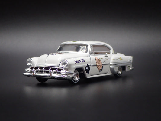 1954 54 CHEVY CHEVROLET BEL AIR WHITE 1:64 SCALE DIORAMA DIECAST MODEL CAR