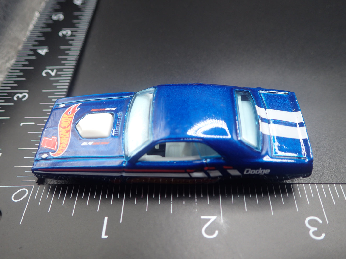1970 70 DODGE CHALLENGER HEMI BLUE 1:64 SCALE COLLECTIBLE DIECAST MODEL CAR