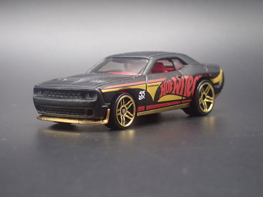 2008-2023 DODGE CHALLENGER SRT HELLCAT 1/64 SCALE COLLECTIBLE DIECAST MODEL CAR