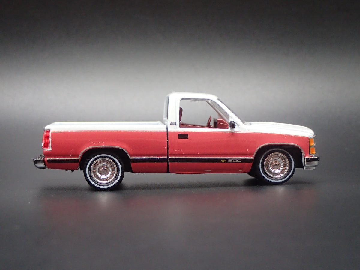 1988 CHEVY CHEVROLET C1500 SILVERADO PICKUP TRUCK 1:64 SCALE DIECAST MODEL CAR
