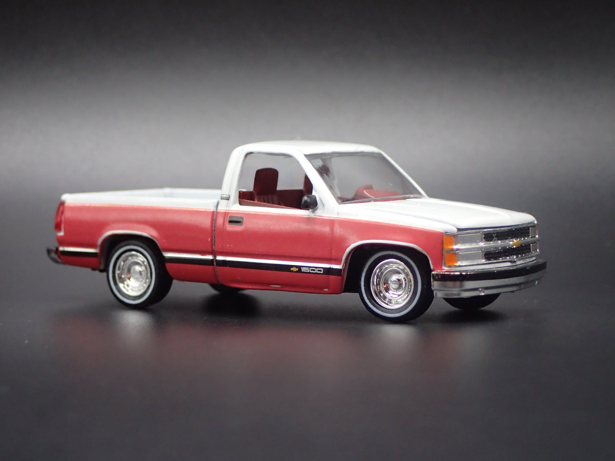 1988 CHEVY CHEVROLET C1500 SILVERADO PICKUP TRUCK 1:64 SCALE DIECAST MODEL CAR