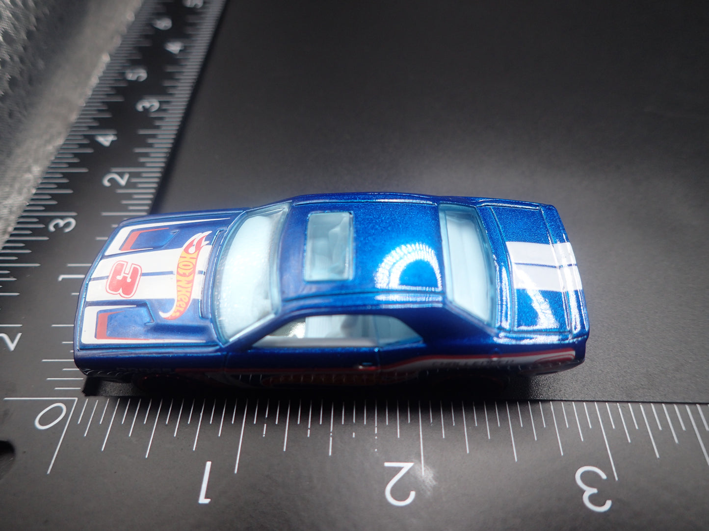 2008-2014 DODGE CHALLENGER SRT8 BLUE 1/64 SCALE DIORAMA DIECAST MODEL CAR