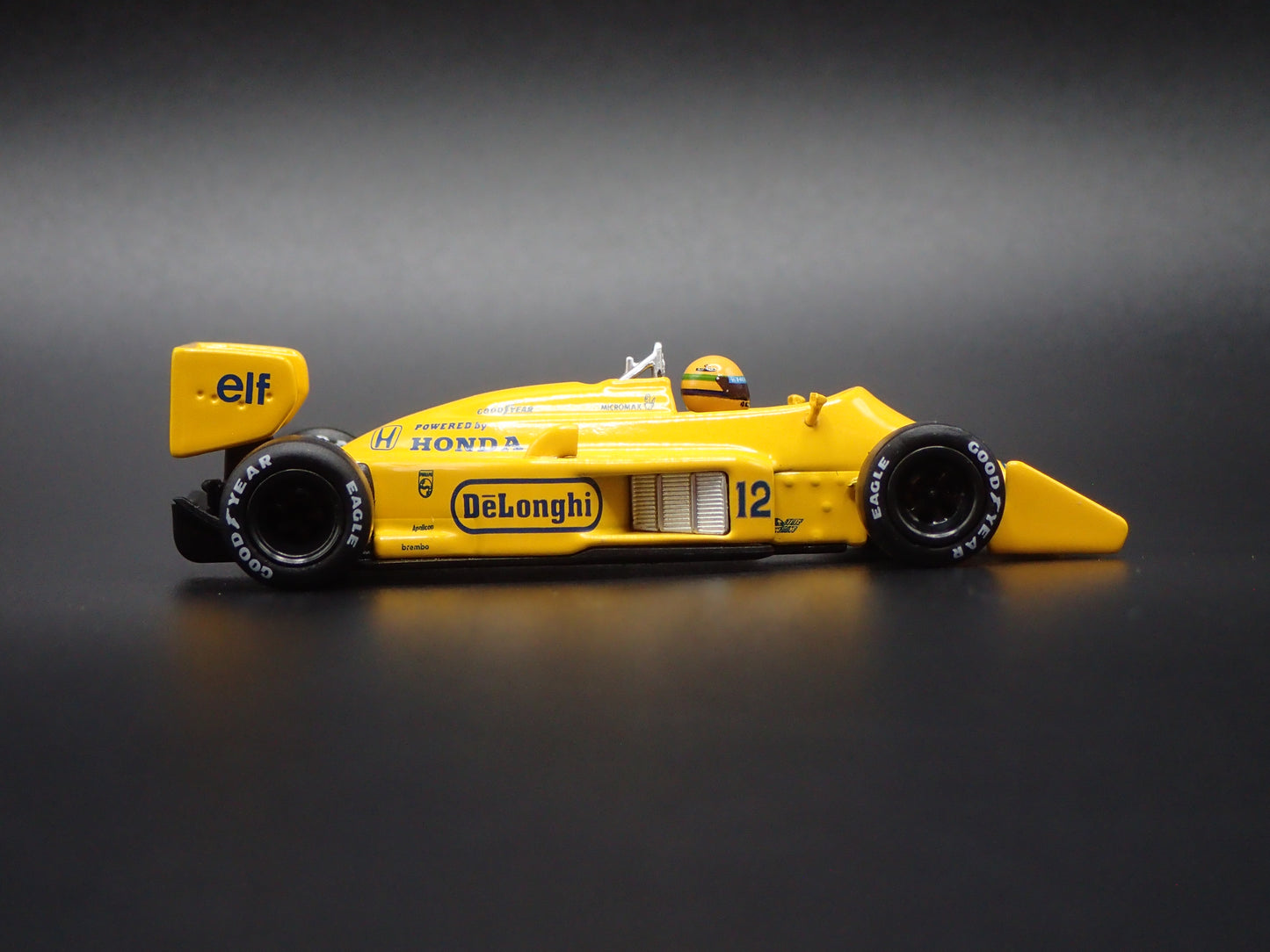 LOTUS 99T #12 1967 MONACO GP WIN SENNA VINTAGE F1 RACING 1:64 SCALE DIECAST CAR