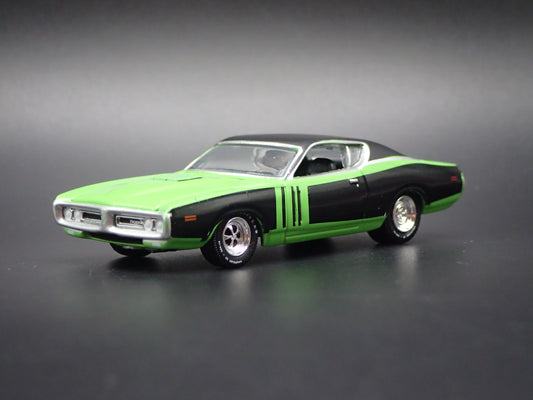 1971 71 DODGE CHARGER GREEN 1:64 SCALE COLLECTIBLE DIORAMA DIECAST MODEL CAR