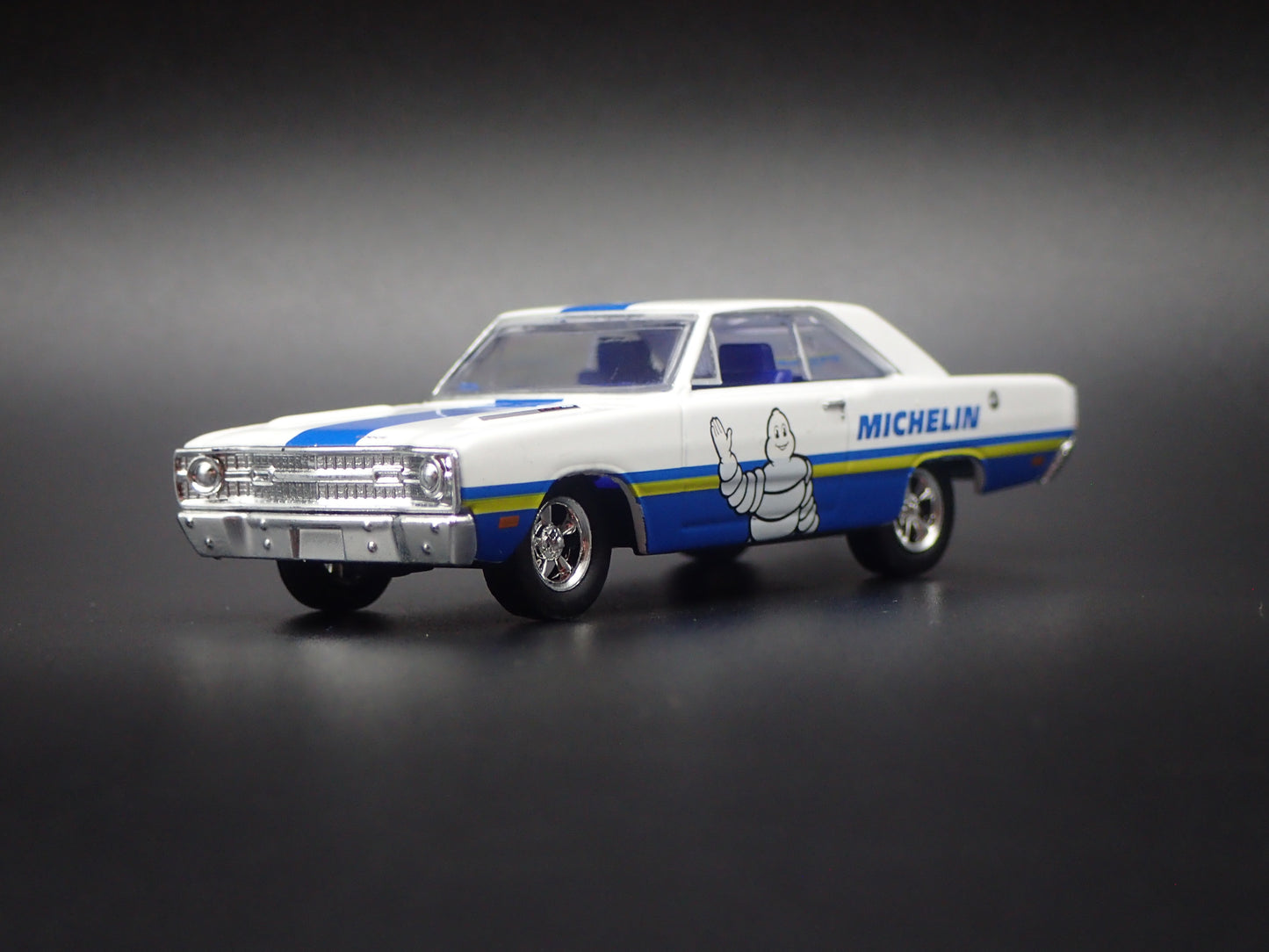1969 69 DODGE DART SWINGER MICHELIN 1:64 SCALE COLLECTIBLE DIECAST MODEL CAR