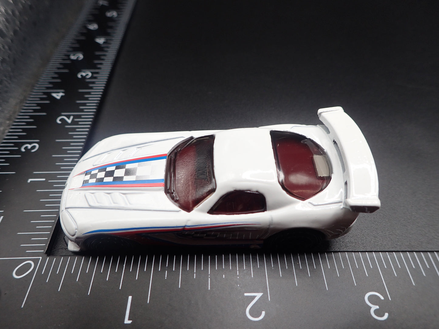 2008-2010 DODGE VIPER SRT10 ACR WHITE 1/64 SCALE DIORAMA DIECAST MODEL CAR