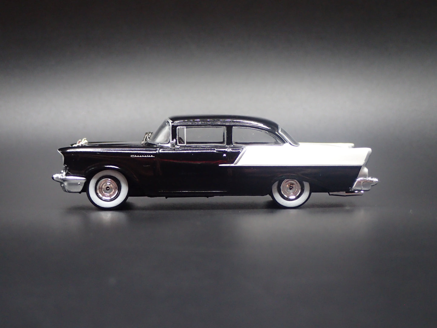 1957 57 CHEVY CHEVROLET 150 SEDAN BLACK 1:64 SCALE DIORAMA DIECAST MODEL CAR