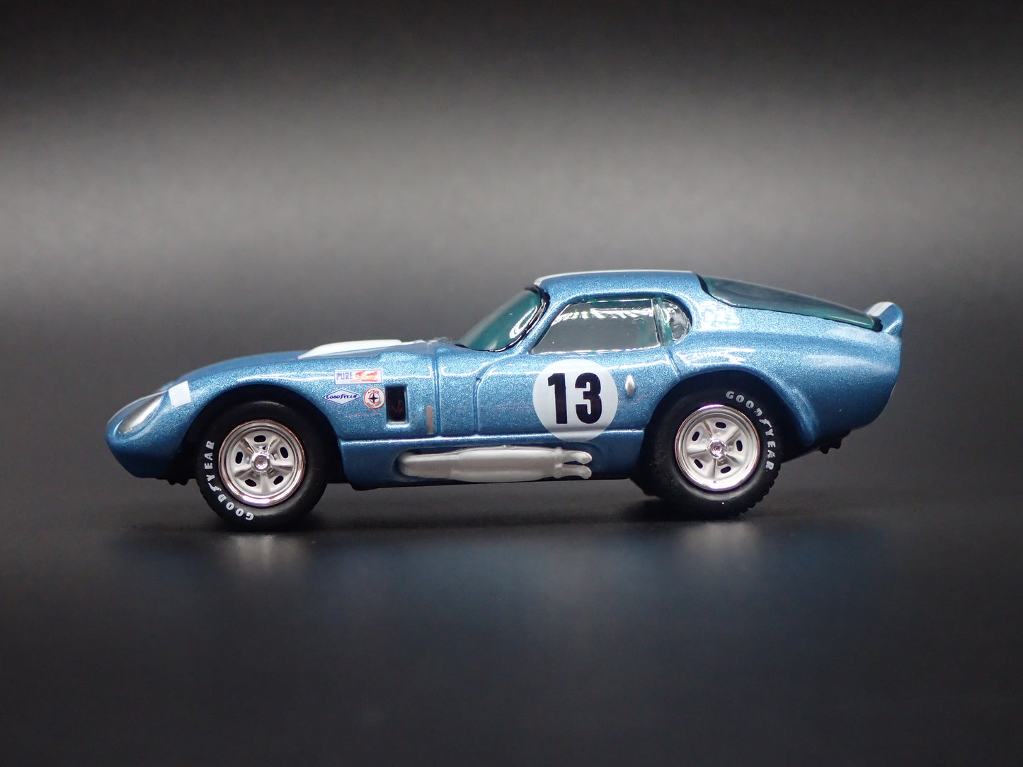 1965 65 SHELBY COBRA DAYTONA COUPE #13 BLUE 1:64 SCALE DIECAST MODEL CAR