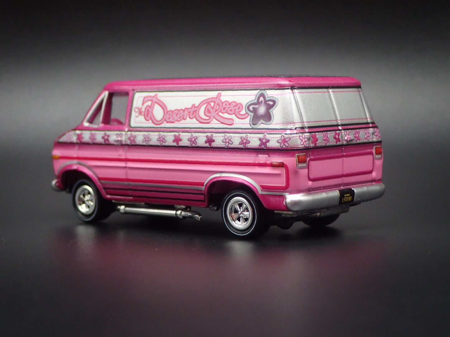 1971-1995 CHEVY CHEVROLET G20 VAN BLUE 1:64 SCALE DIORAMA DIECAST MODEL CAR