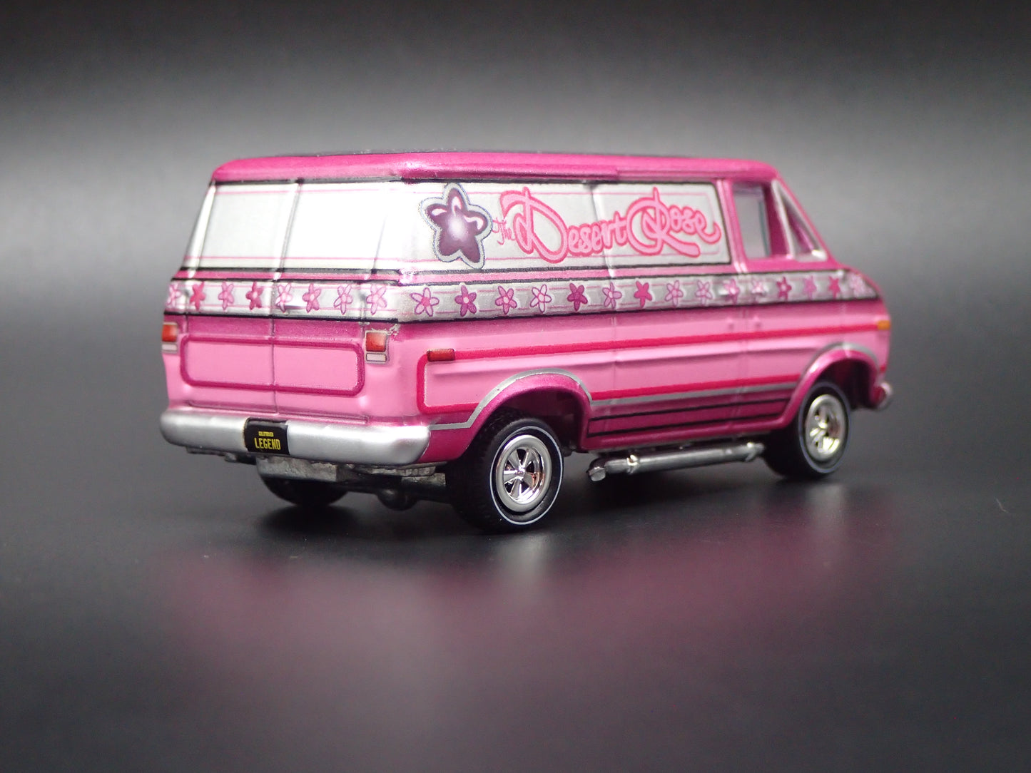 1971-1995 CHEVY CHEVROLET G20 VAN BLUE 1:64 SCALE DIORAMA DIECAST MODEL CAR