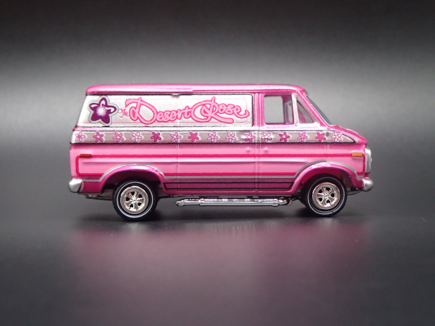 1971-1995 CHEVY CHEVROLET G20 VAN BLUE 1:64 SCALE DIORAMA DIECAST MODEL CAR