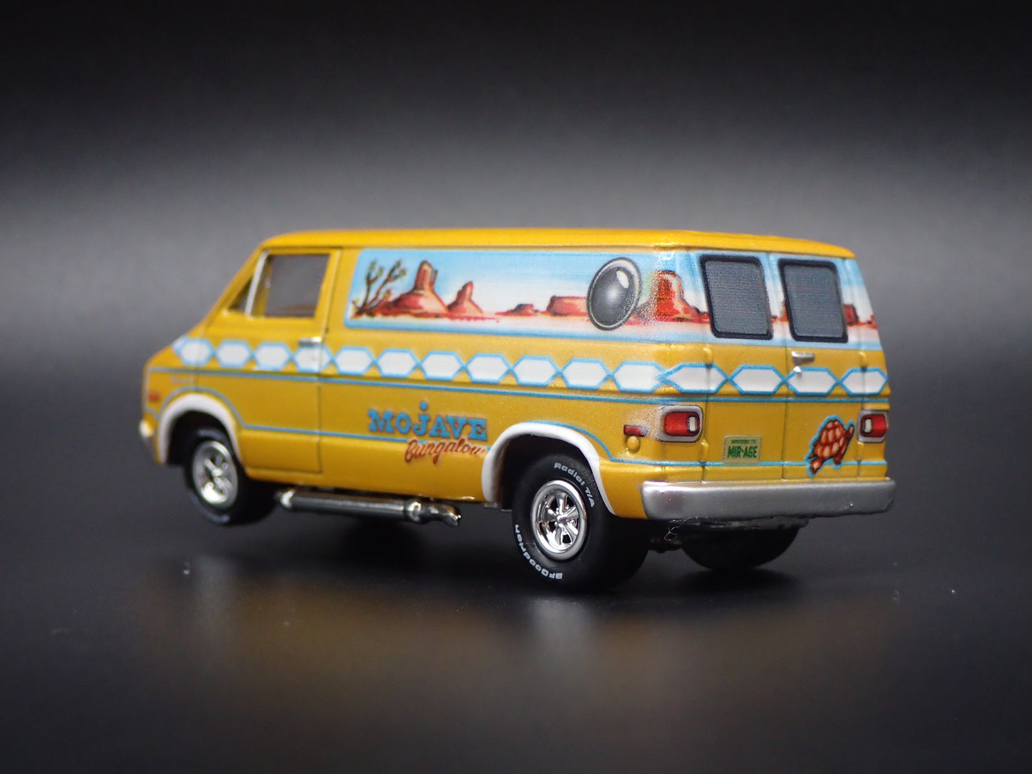 1976 76 DODGE TRADESMAN VAN 1/64 SCALE COLLECTIBLE DIORAMA DIECAST MODEL CAR