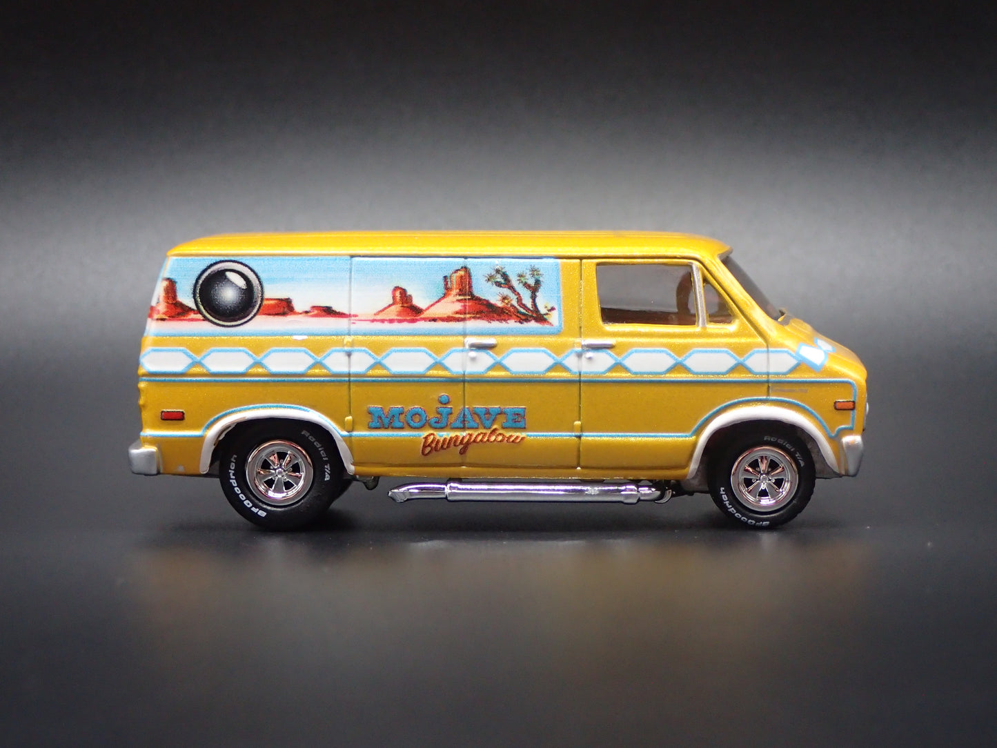 1976 76 DODGE TRADESMAN VAN 1/64 SCALE COLLECTIBLE DIORAMA DIECAST MODEL CAR