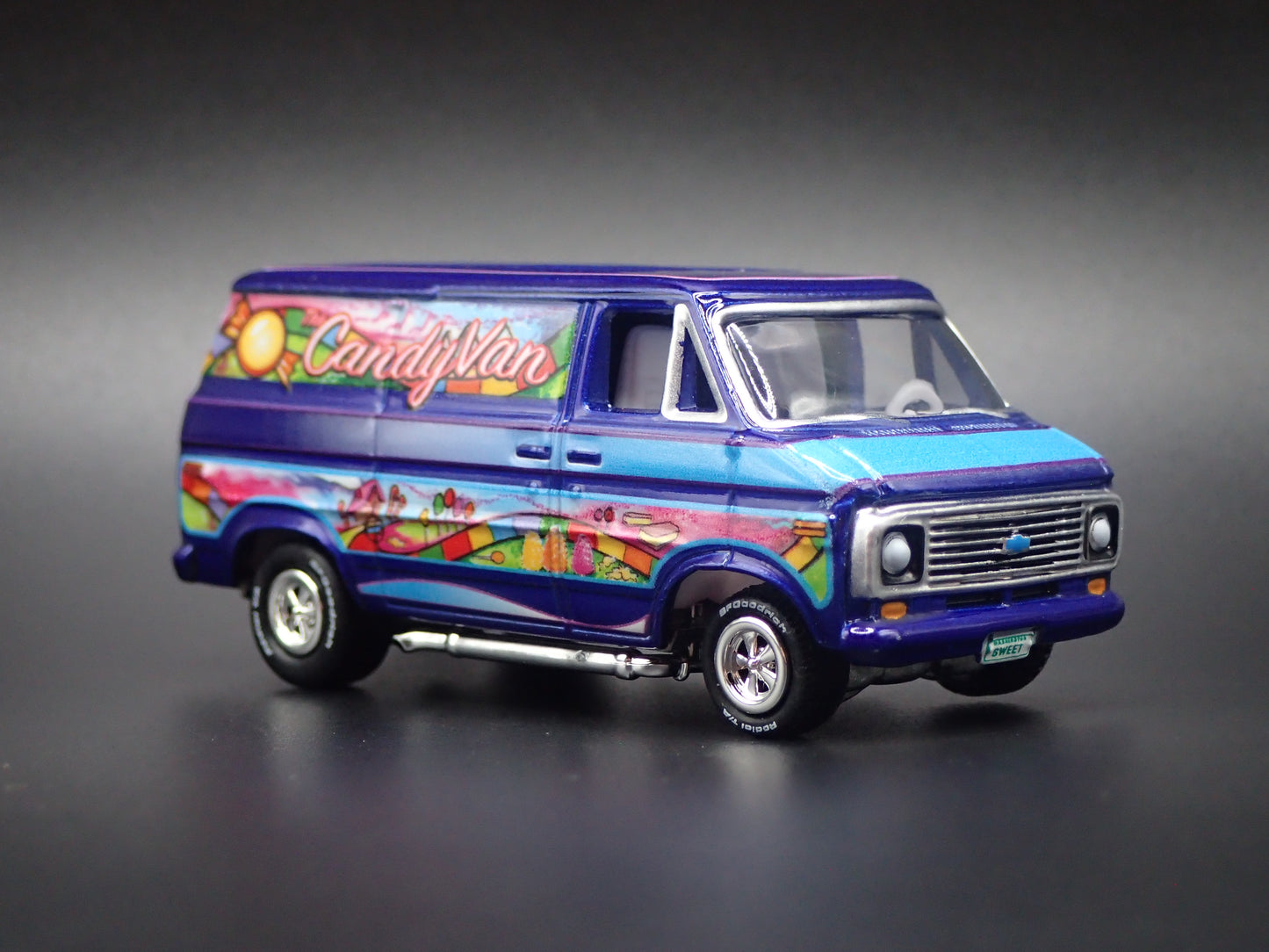 1971-1995 CHEVY CHEVROLET G20 VAN BLUE 1:64 SCALE DIORAMA DIECAST MODEL CAR