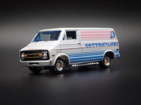 1976 76 DODGE TRADESMAN VAN 1/64 SCALE COLLECTIBLE DIORAMA DIECAST MODEL CAR
