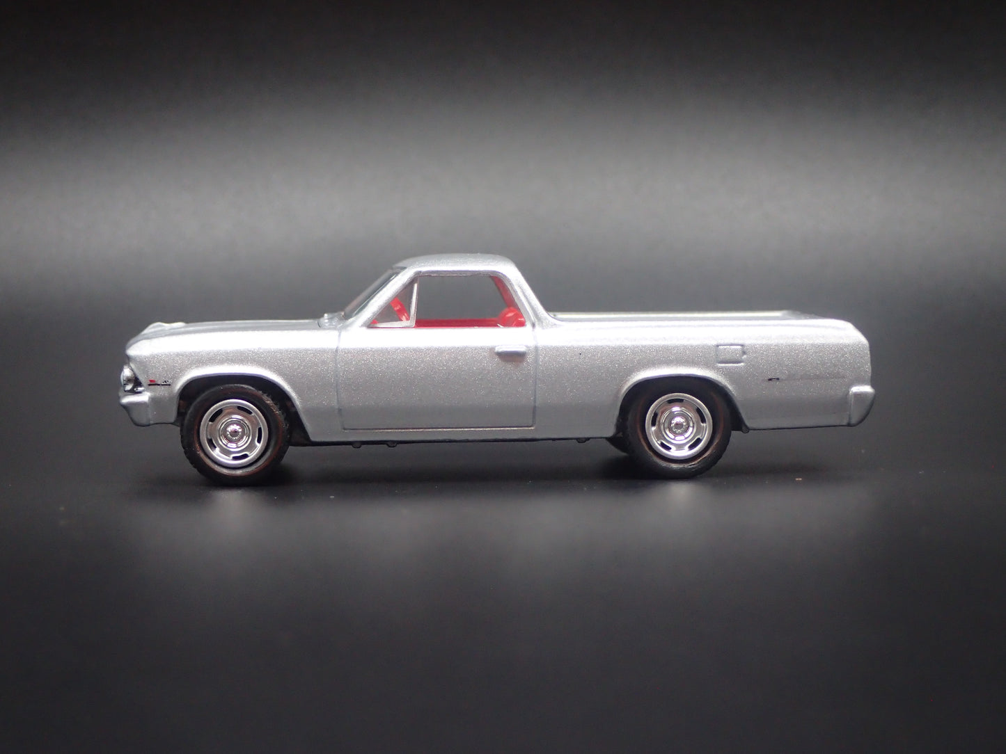 1966 66 CHEVY CHEVROLET EL CAMINO SILVER 1:64 SCALE DIORAMA DIECAST MODEL CAR