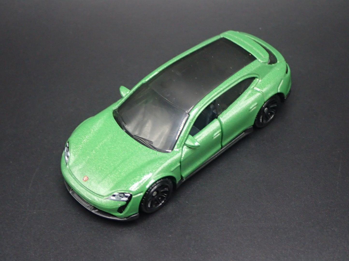2019-2026 PORSCHE TAYCAN GTS SPORT TURISMO GREEN 1:64 SCALE DIECAST MODEL CAR