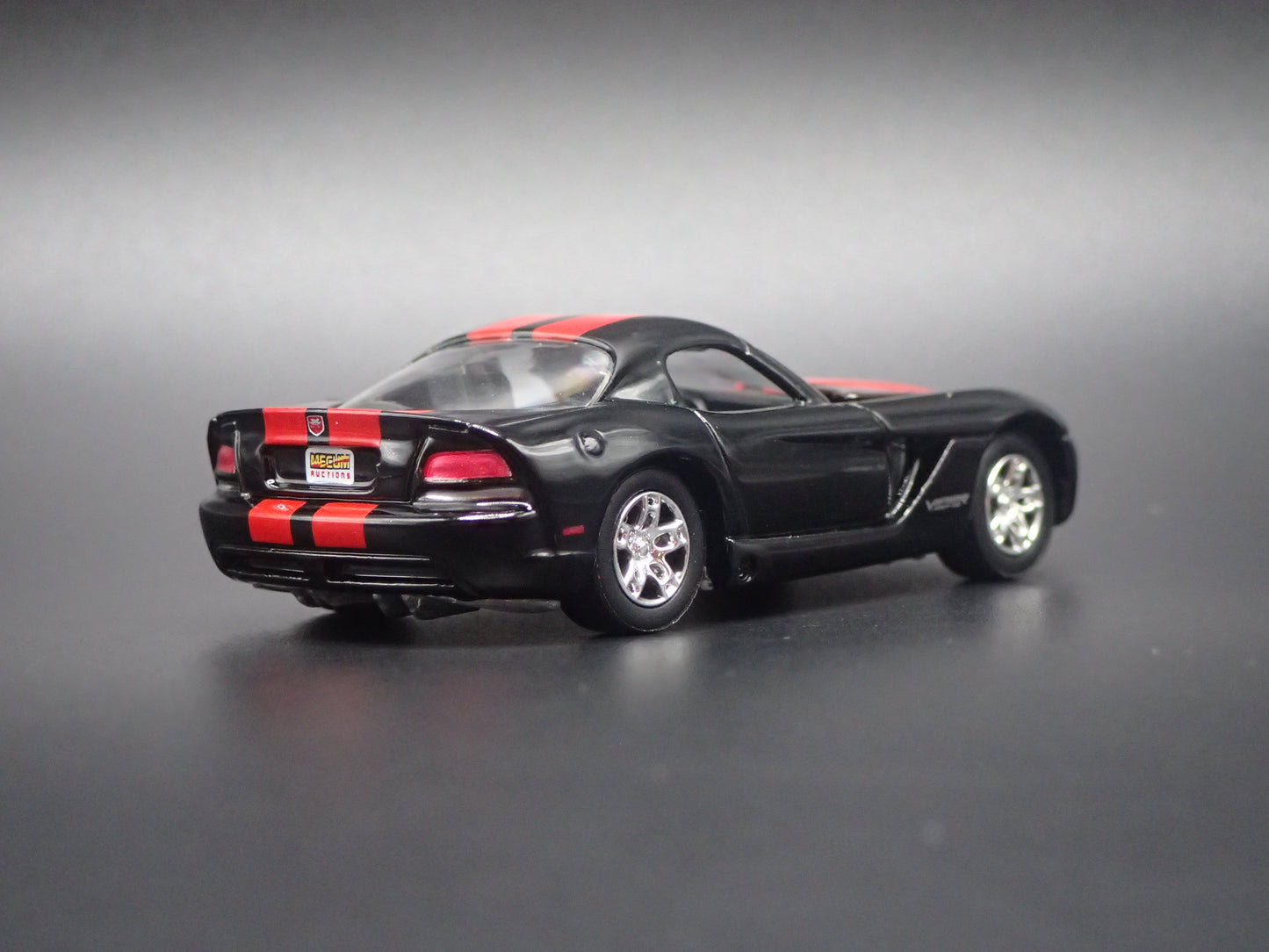 2008-2010 DODGE VIPER SRT10 BLACK 1/64 SCALE COLLECTIBLE DIECAST MODEL CAR