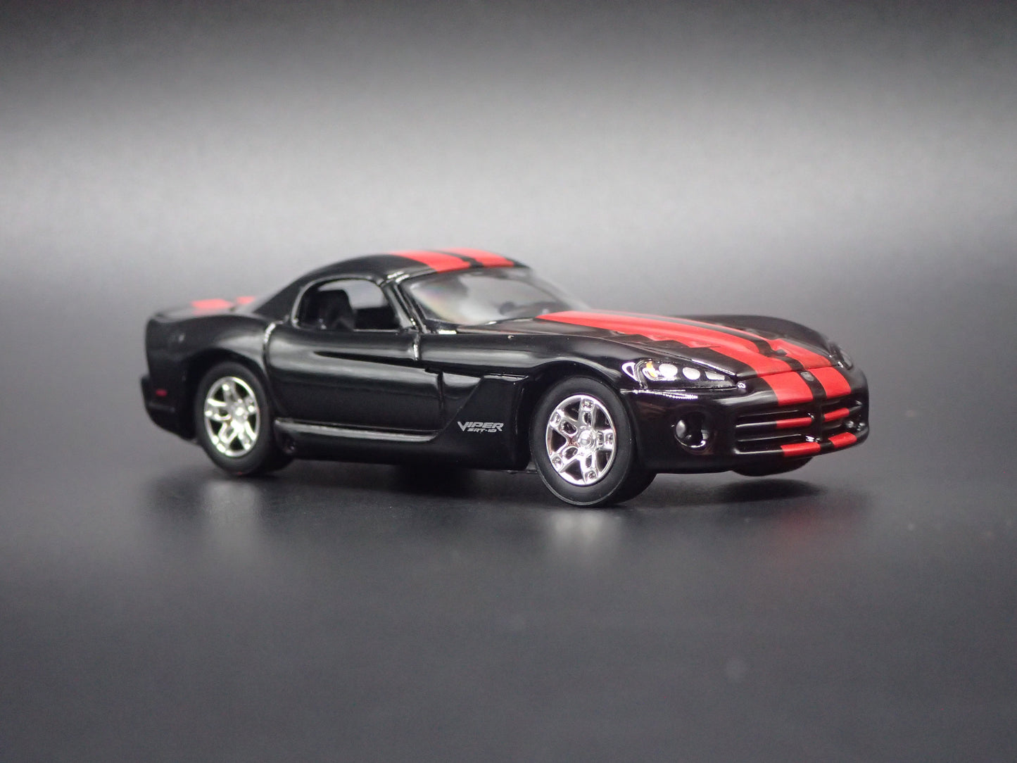 2008-2010 DODGE VIPER SRT10 BLACK 1/64 SCALE COLLECTIBLE DIECAST MODEL CAR