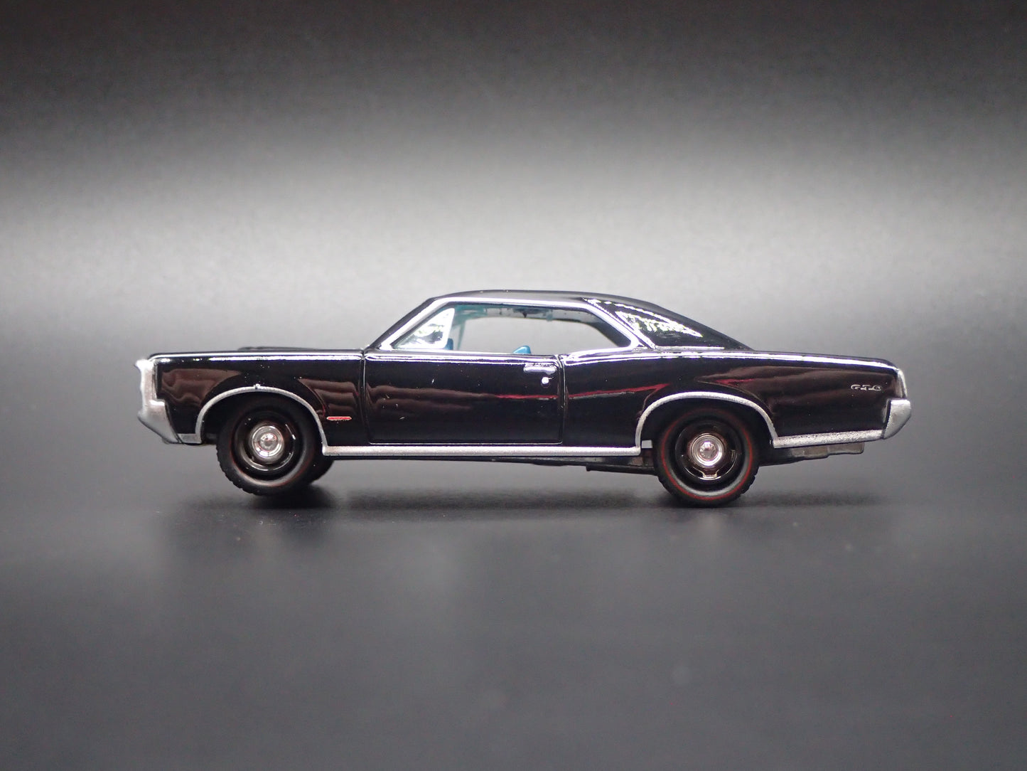 1966 66 PONTIAC GTO MUSCLE CAR BLACK 1/64 SCALE COLLECTIBLE DIECAST MODEL CAR