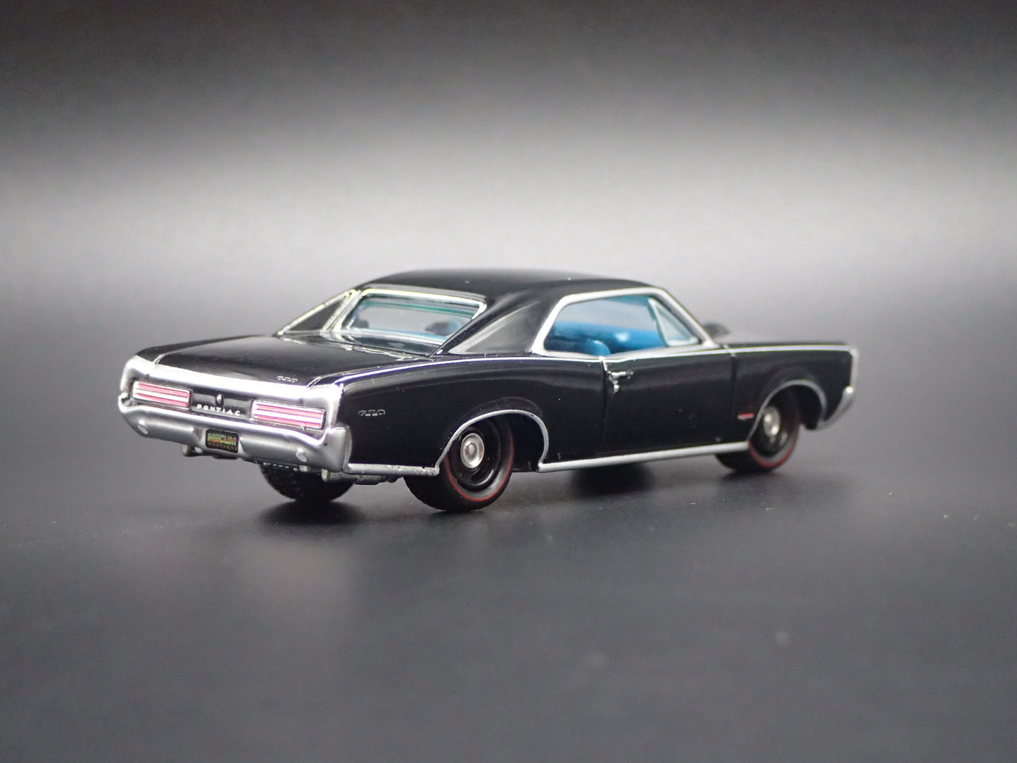 1966 66 PONTIAC GTO MUSCLE CAR BLACK 1/64 SCALE COLLECTIBLE DIECAST MODEL CAR