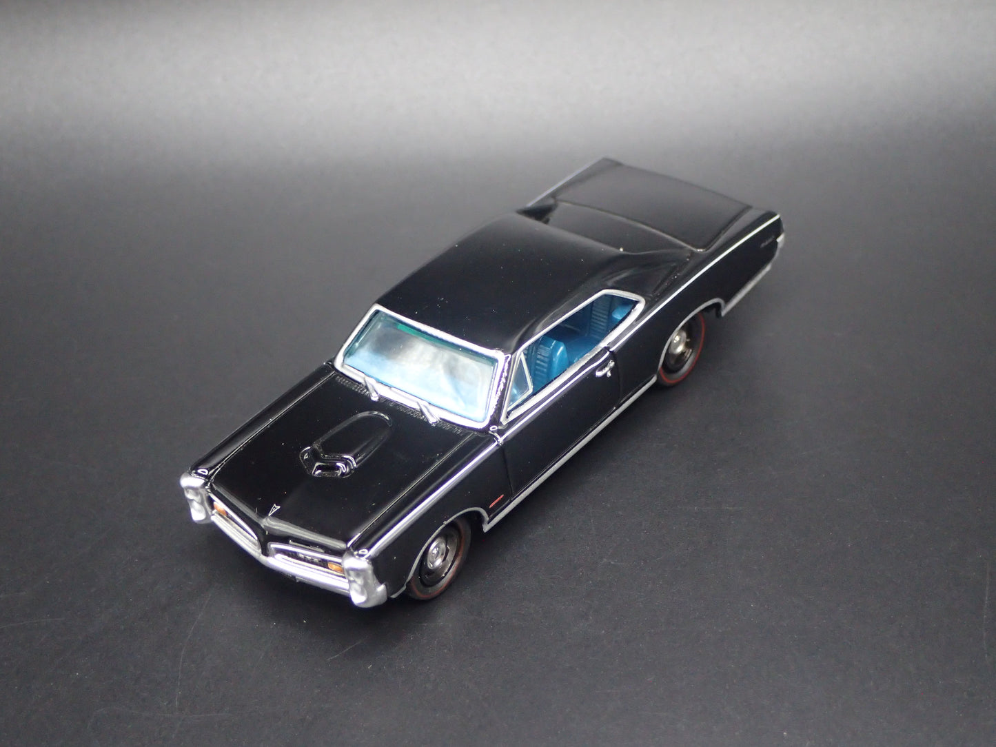1966 66 PONTIAC GTO MUSCLE CAR BLACK 1/64 SCALE COLLECTIBLE DIECAST MODEL CAR