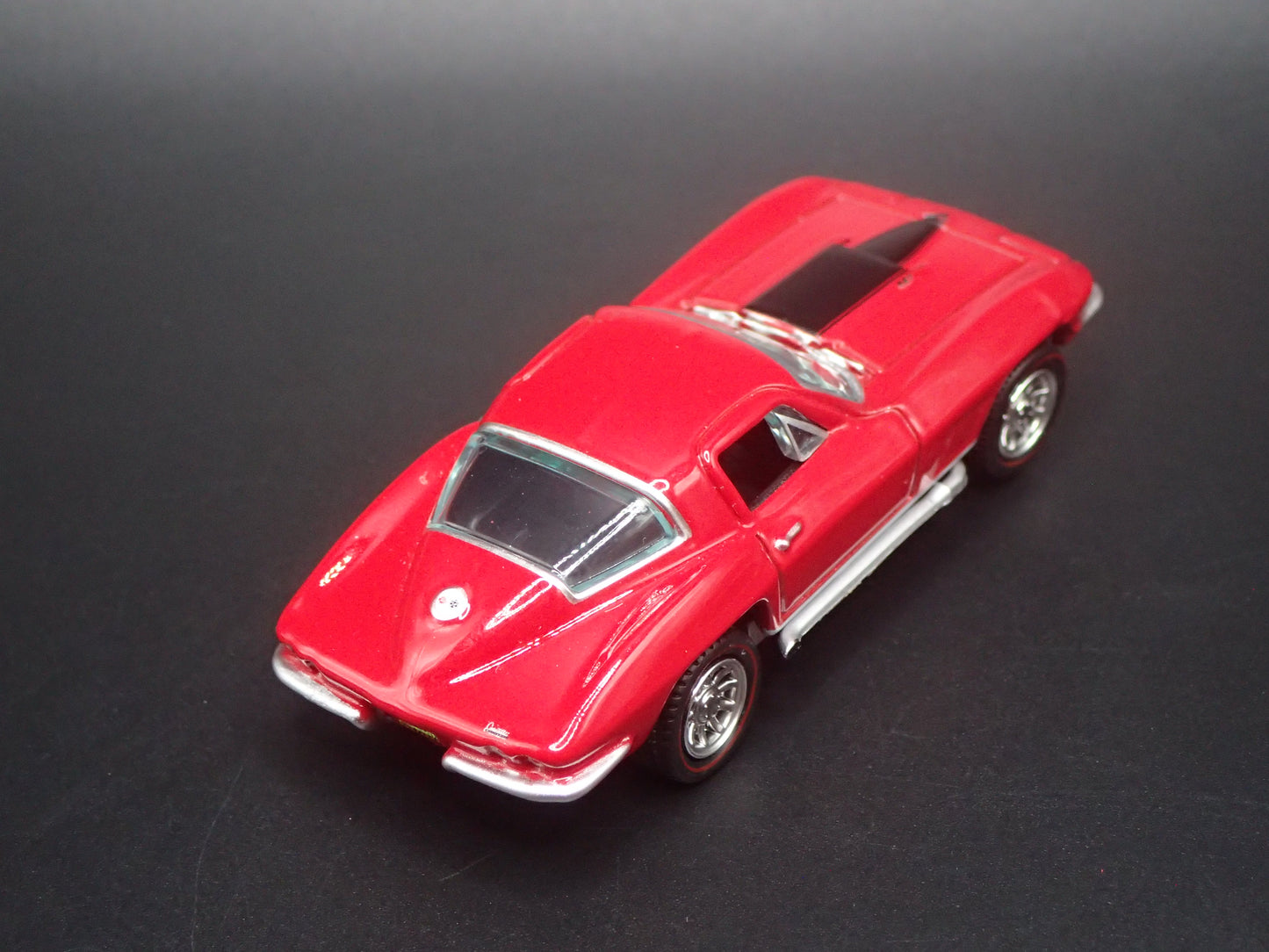 1967 67 CHEVY CHEVROLET CORVETTE 427 RED 1:64 SCALE DIORAMA DIECAST MODEL CAR