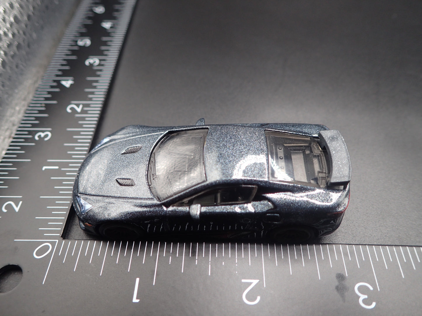 2010-2012 LEXUS LFA SUPER CAR GRAY 1/64 SCALE COLLECTIBLE DIORAMA DIECAST MODEL CAR