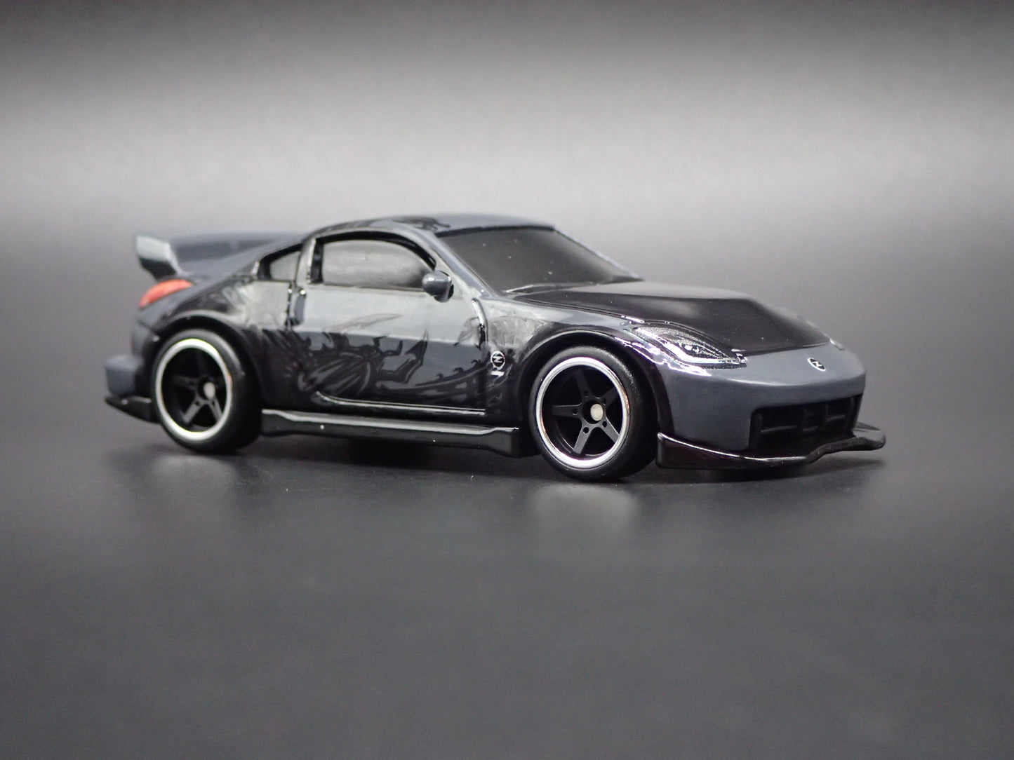 2003-2009 NISSAN 350Z FAST & FURIOUS 1:64 SCALE COLLECTIBLE DIECAST MODEL CAR