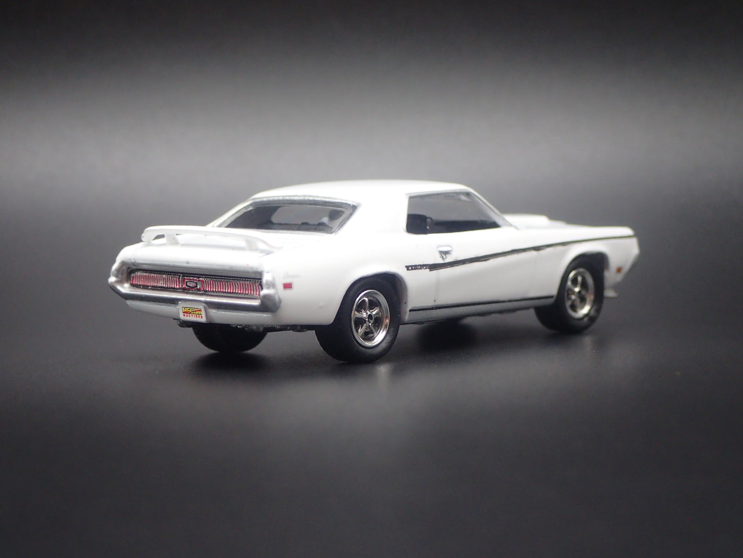 1969 69 MERC MERCURY COUGAR ELIMINATOR WHITE 1:64 SCALE DIECAST MODEL CAR