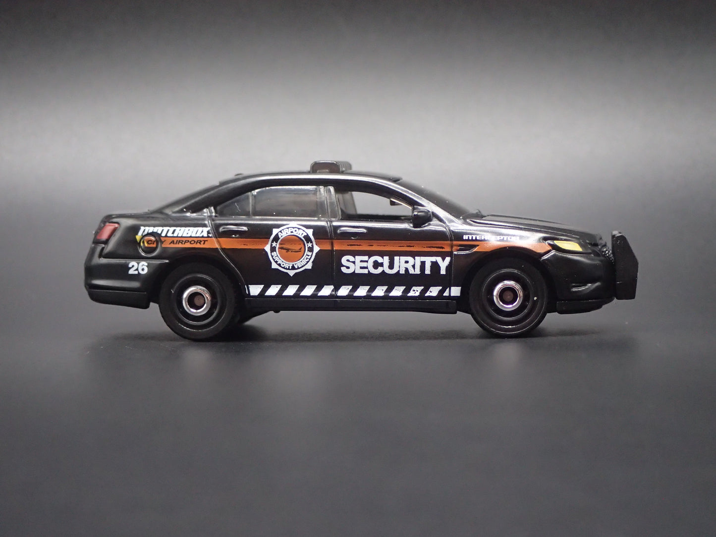 FORD POLICE INTERCEPTOR SECURITY PATROL 1/64 SCALE DIECAST DIORAMA MODEL CAR
