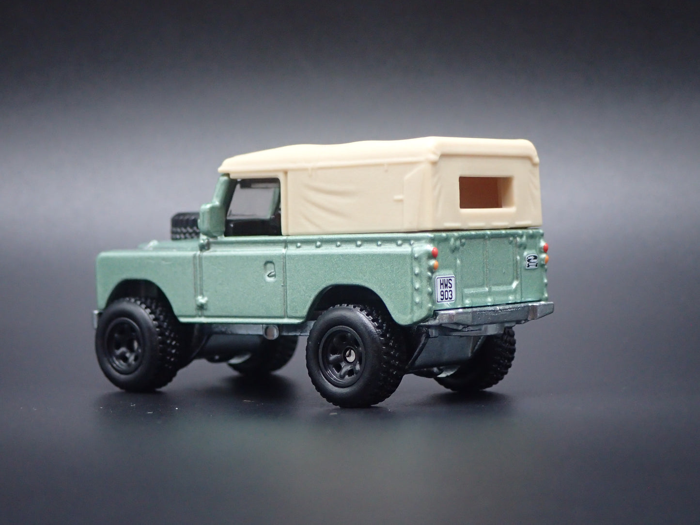 1958-1961 LAND ROVER S2 GREEN 1/64 SCALE COLLECTIBLE DIECAST MODEL CAR