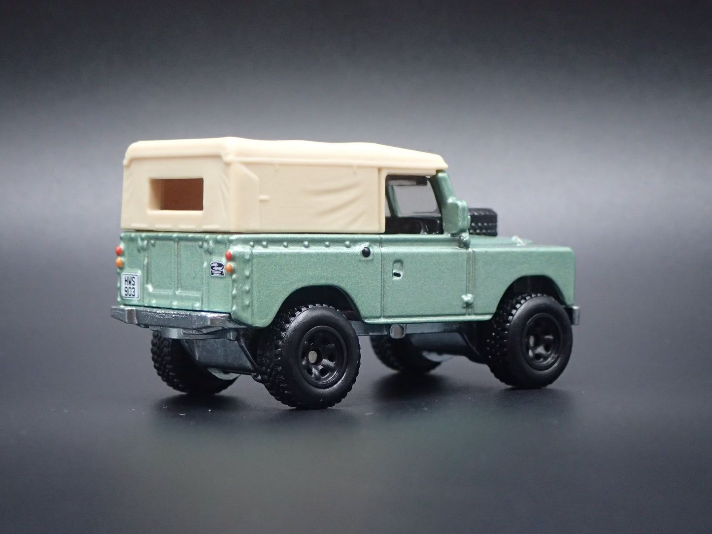 1958-1961 LAND ROVER S2 GREEN 1/64 SCALE COLLECTIBLE DIECAST MODEL CAR