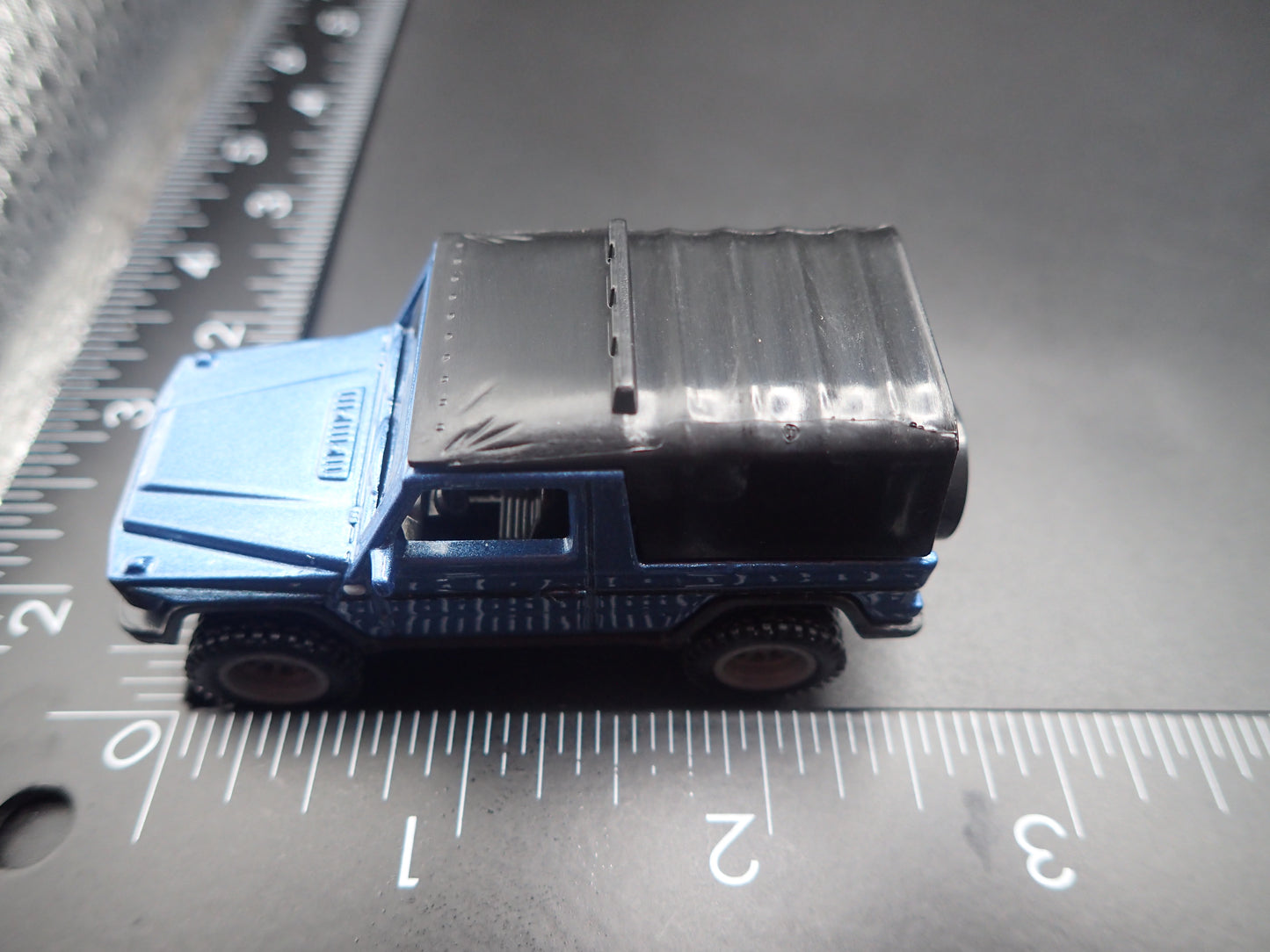 1992-2019 MERCEDES BENZ G CLASS BLUE 1:64 SCALE DIORAMA DIECAST MODEL CAR