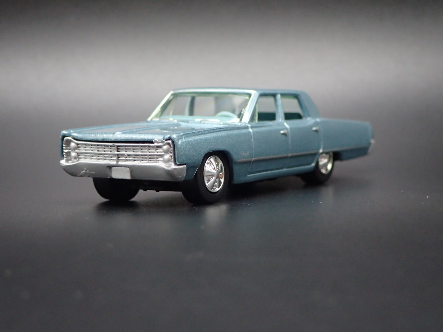 1967 67 PLYMOUTH FURY 4 FOUR DOOR BLUE 1/64 SCALE DIORAMA DIECAST MODEL CAR