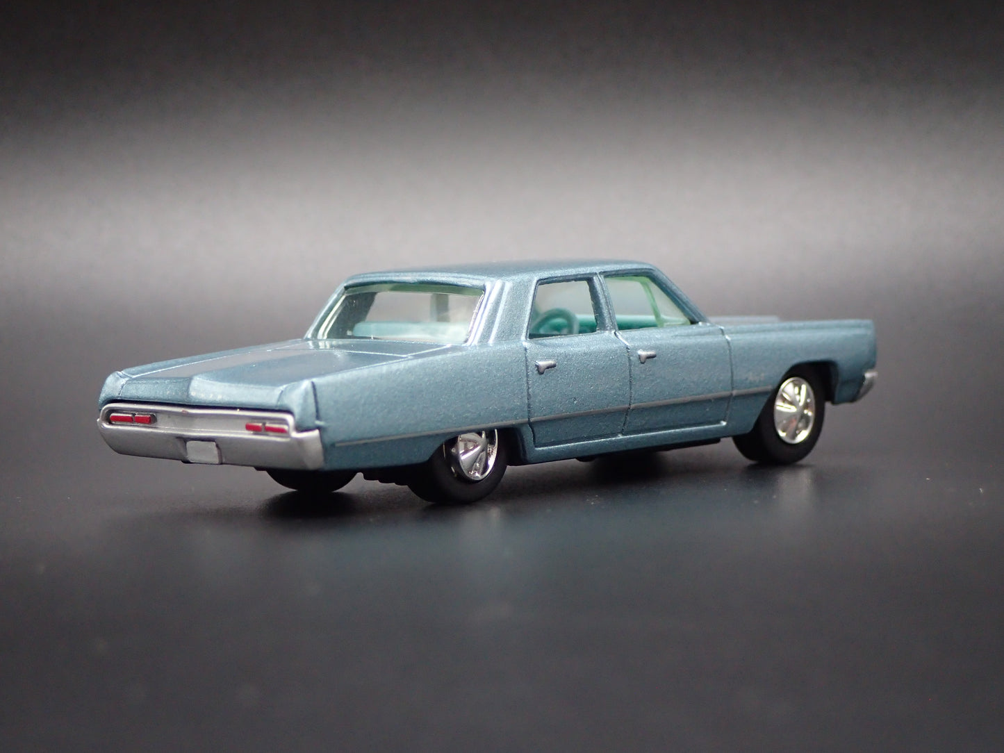 1967 67 PLYMOUTH FURY 4 FOUR DOOR BLUE 1/64 SCALE DIORAMA DIECAST MODEL CAR